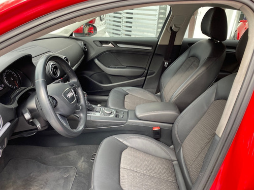 Imagen 4 de 13 de Audi A3 Attraction Plus 1.8 Tfsi Stronic 2015