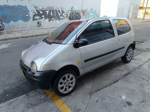 RENAULT - TWINGO 2004