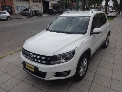Imagen 11 de 20 de Volkswagen Tigual Sport & Style 200tsi 4motion { Excelente }