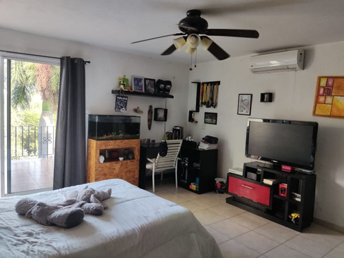 Residencia En Venta En Burgos Bugambilias