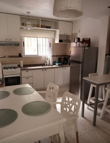 Dueño Sin Expensas Gas Nat Duplex 2 Dorm Cochera Cub Patio