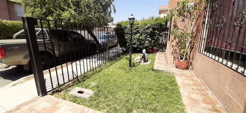 Casa En Venta En Quilicura