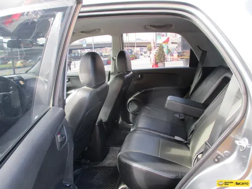 Kia New Sportage Lx 4x2 2000cc Mt Aa