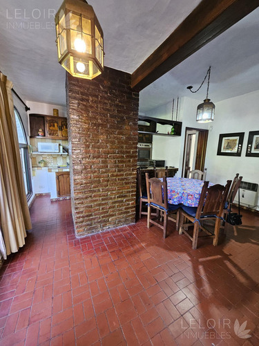 Casa En Venta 6 Amb En Parque Leloir