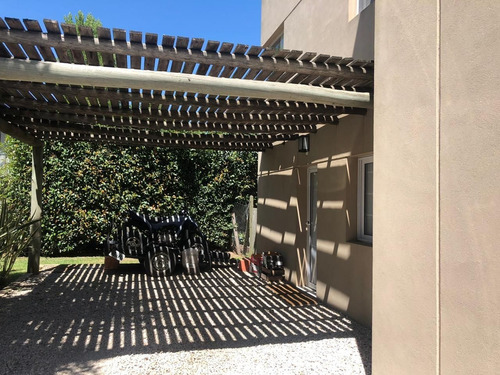 Imagen 2 de 30 de Venta Casa Miinimalista 4 Am. Barrio Privado Altos Del Sol