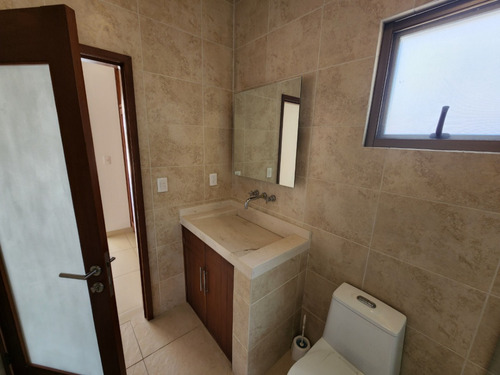 Venta De Villa Ahuehuete Dentro De Fracc Gran Reserva Con Todos Los Servicios En Ixtapan De La Sal Edomex