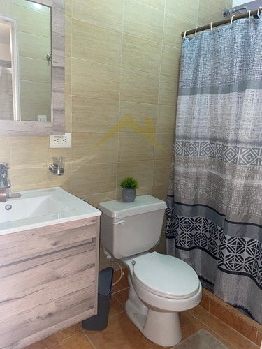Imagen 11 de 11 de Apartamento En Venta Lecheria, Casco Central Res. Luisa Elena