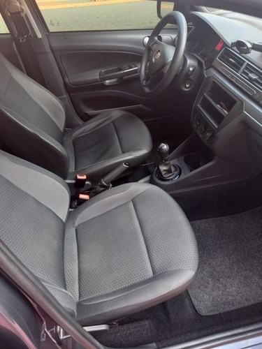 Imagem 10 de 18 de Volkswagen Voyage 2018 1.6 Msi Trendline Total Flex 4p