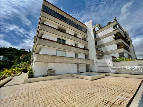 Se Vende Pb 400m2 + 400m2 Terraza 4h+s+e/5b/2p Lomas De Las Mercedes