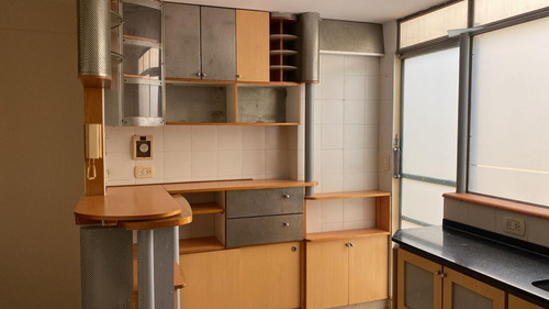 Oportunidad ! Departamento En Venta De 3 Ambientes Con Patio