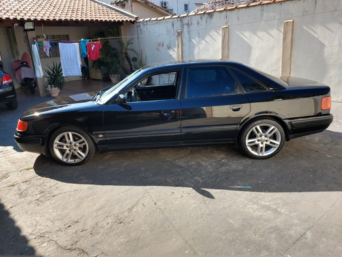 Audi 100 2.8 V6