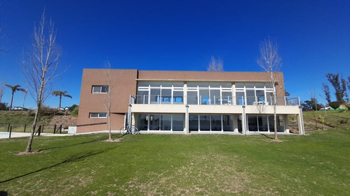 Lote Central En Venta En Barrio Cerrado Los Juncos, Lujan