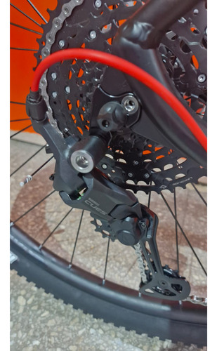 Bicicleta Venzo Stinger Mtb R29 Monoplato 10 Vel Shimano Negro/rojo M