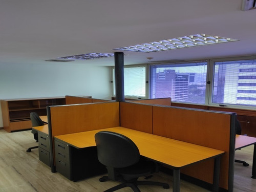 Imagen 19 de 30 de Oficina En Venta -parque Cristal - Yvelisse Herrera Asesor Inmobiliario Re/max Vip Lpg 04241767041