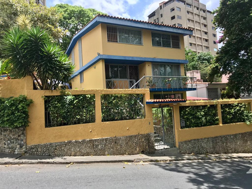 Vendo Casa En Colinas De Bello Monte /558m2/ 5h/ 4b/ 5p