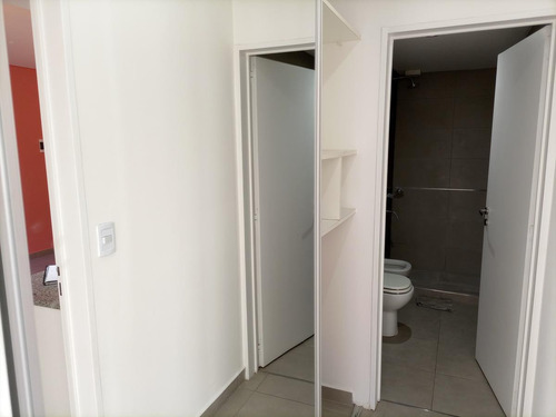 Imagen 16 de 19 de Retasado Venta De Departamento De 2 Ambientes En Morón, Impecable.