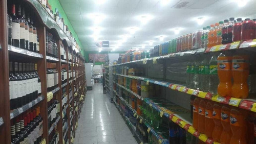 Alquiler Local Comercial En Av. Eva Peron 2000, Parque Chacabuco