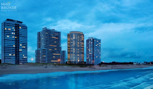 Apartamento En Alquiler, Torre Lobos, Punta Del Este, Playa Brava.