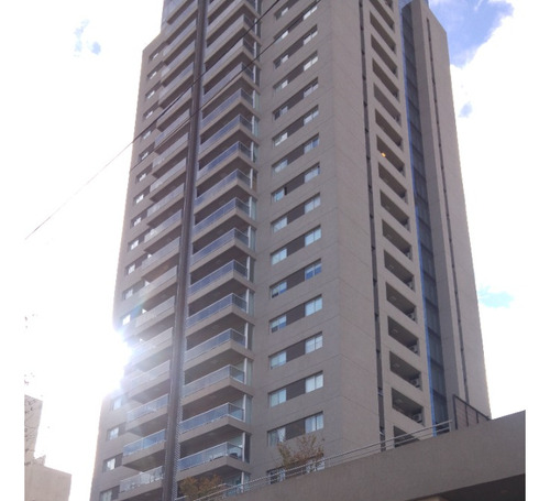 Venta De Cochera En Edificio De Categoria. ( Once ).