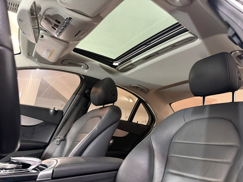 Mercedes-Benz Classe C 2.0 Avantgarde Turbo 4p