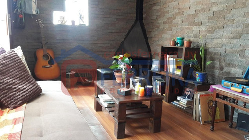 Vende Casa 3 Dormitorios Y Apartamento 1 Dormitorio