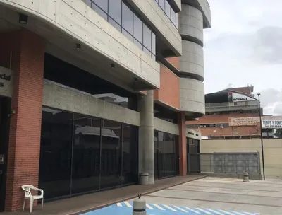 Edificio en alquiler