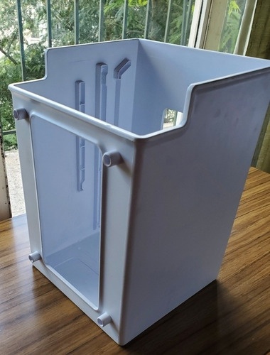 Repuesto Heladera Ice Maker Hielo Hielera 18,5 X 18,5 X 26 (Usado)