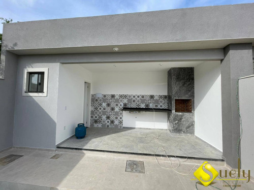 Imagem 12 de 15 de Se Encante Com Essa Belíssima Casa Com Projeto Diferenciado! - 2103