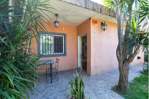 Imagen 22 de 27 de Venta Casa 4 Amb C/pileta Martin Coronado. Permuta