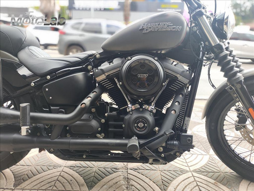 Harley-davidson Softail Street Bob