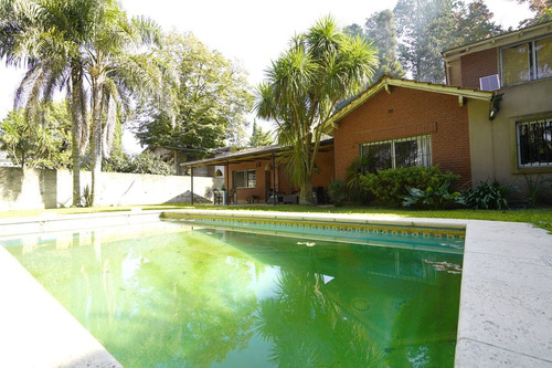 Imagen 12 de 28 de Venta De Casa 4 Amb. Con Pileta, Parque Leloir, Ituzaingo