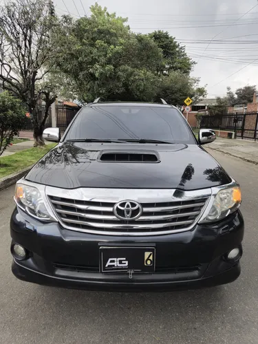 Toyota Fortuner 3.0 Srv