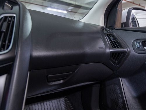 Ford Focus Kinetic Design 4p 2,0 Se