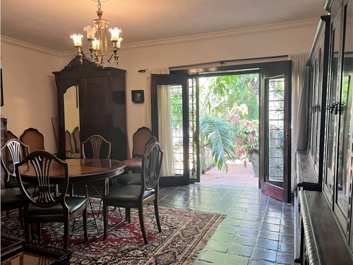 Casa En Alquiler O Venta En Los Palos Grandes En Esquina Con Anexo