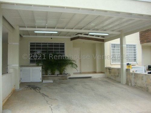 Imagen 20 de 30 de Se Vende Casa En Villas Del Golf Plaza Rah: 22-308