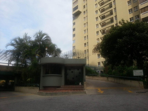 Cómodo Y Bello Apartamento En Venta Ubicado En El Marques 23-24824