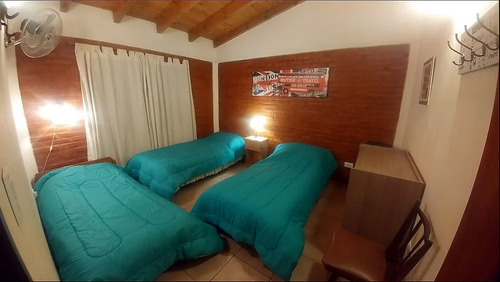 Imagen 7 de 14 de Chalet Céntrico * Villa General Belgrano * Cochera - Parrilla - 2 Dormitorios