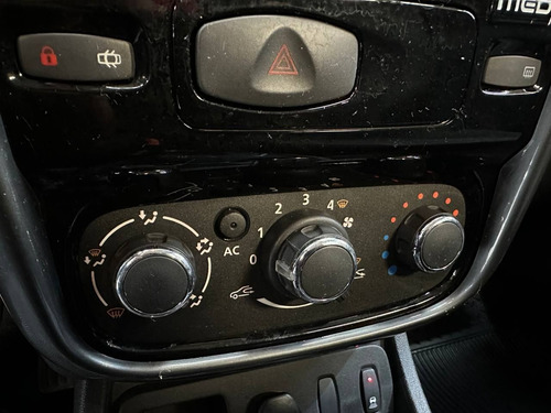 Renault Duster 2.0 TECH ROAD II 4X2 16V
