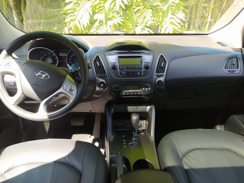 Imagen 11 de 14 de Hyundai Ix35 2015 2.0 Limited At 2015