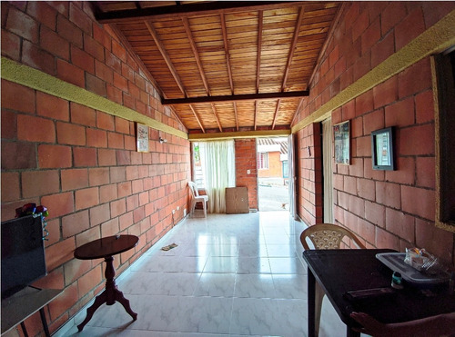Imagen 4 de 10 de Casa 1 Piso - Barrio Monte Esmeralda - Cartago Valle