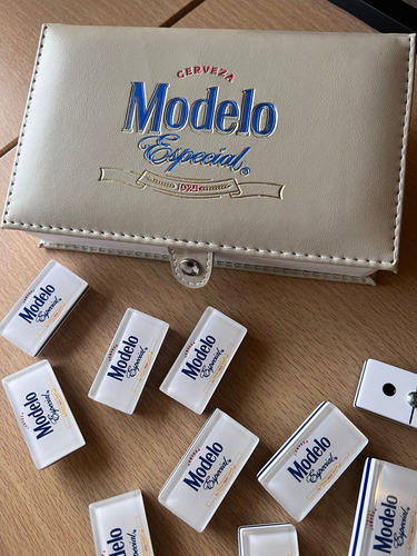Domino Corona Extra Blanco / Domino Modelo Especial Blanco