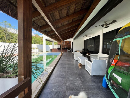 Casa En Venta De Entrega Inmediata En Rpivada Blue Cedar, Kikteil.