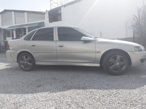 Imagem 8 de 8 de Chevrolet Vectra 2005 2.0 Expression 4p