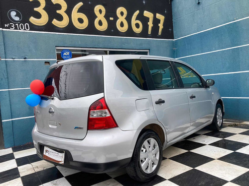 Imagem 4 de 8 de Nissan Livina 2010 1.6 Flex 5p