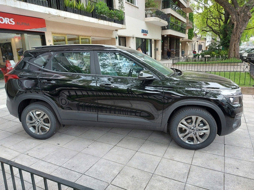 Imagen 1 de 12 de Kia Seltos Lx 6a/t Cuero - Display 8 - Entrega Inmediata!!!