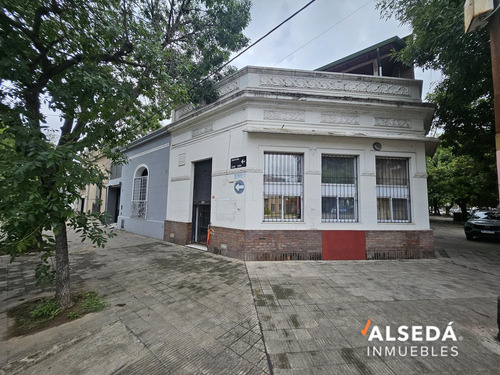 Casa En República De La Sexta - 2 Dor - Quincho