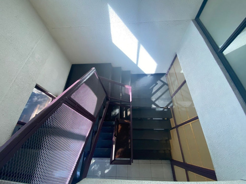 Imagen 15 de 30 de Gran Edificio Oficinas Comerciales Almirante Barroso