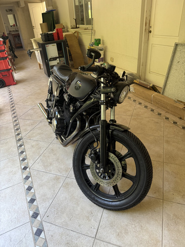 Yamaha Xs 750 Tricilindrica Con Cardan, Restaurada A Nueva.