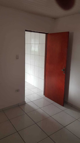 Imagem 5 de 10 de Quarto E Cozinha