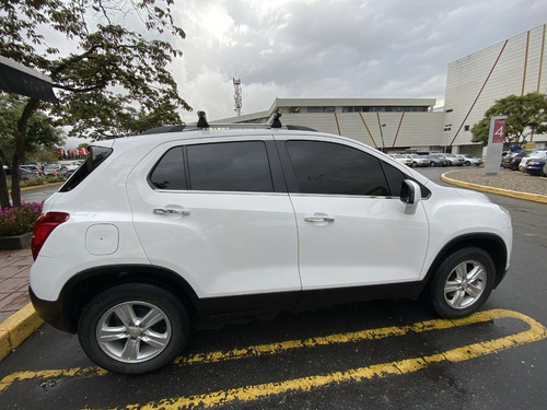 Imagen 8 de 21 de Chevrolet Tracker Lt 1.8